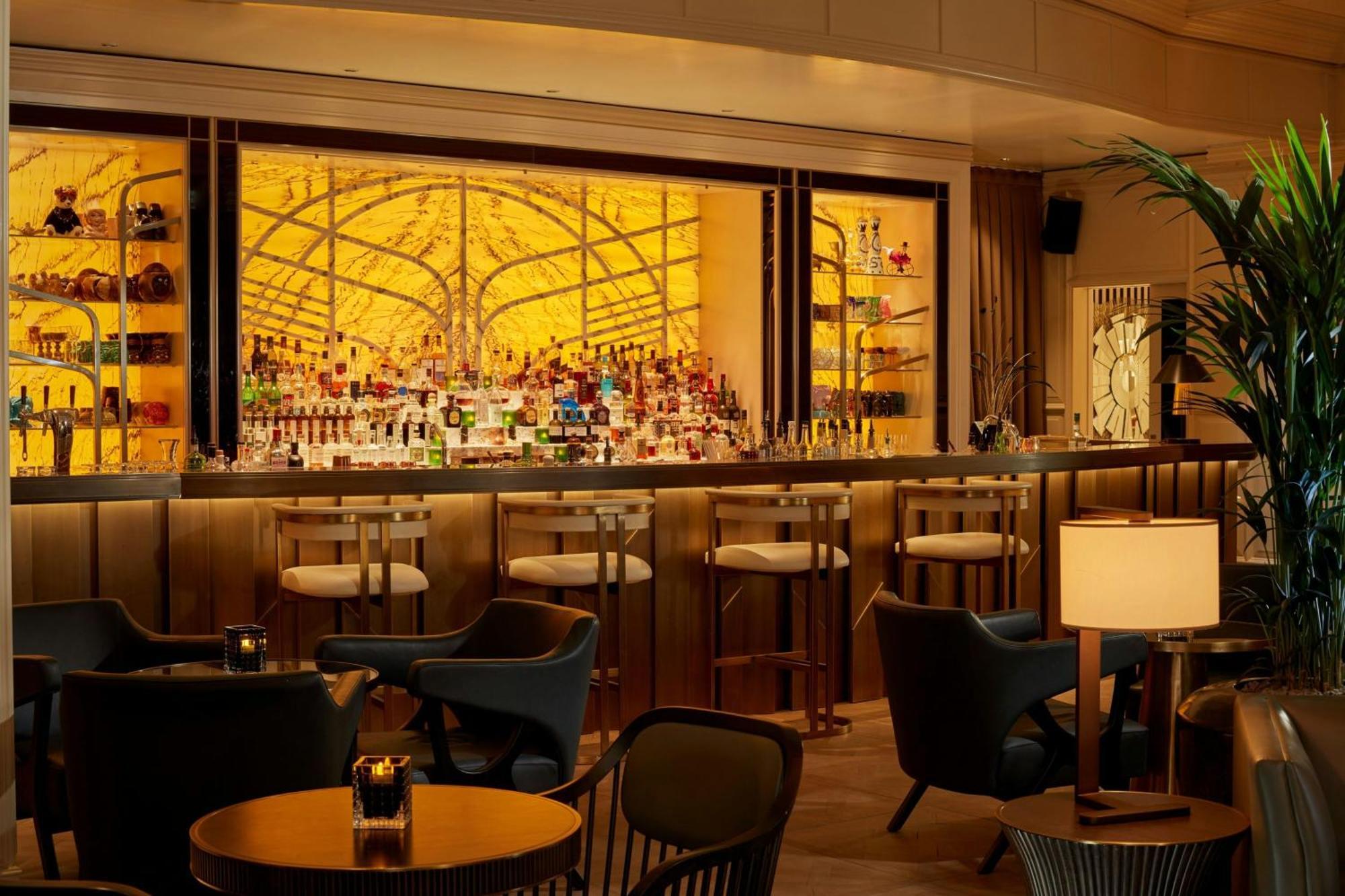 The Ritz-carlton, 5*